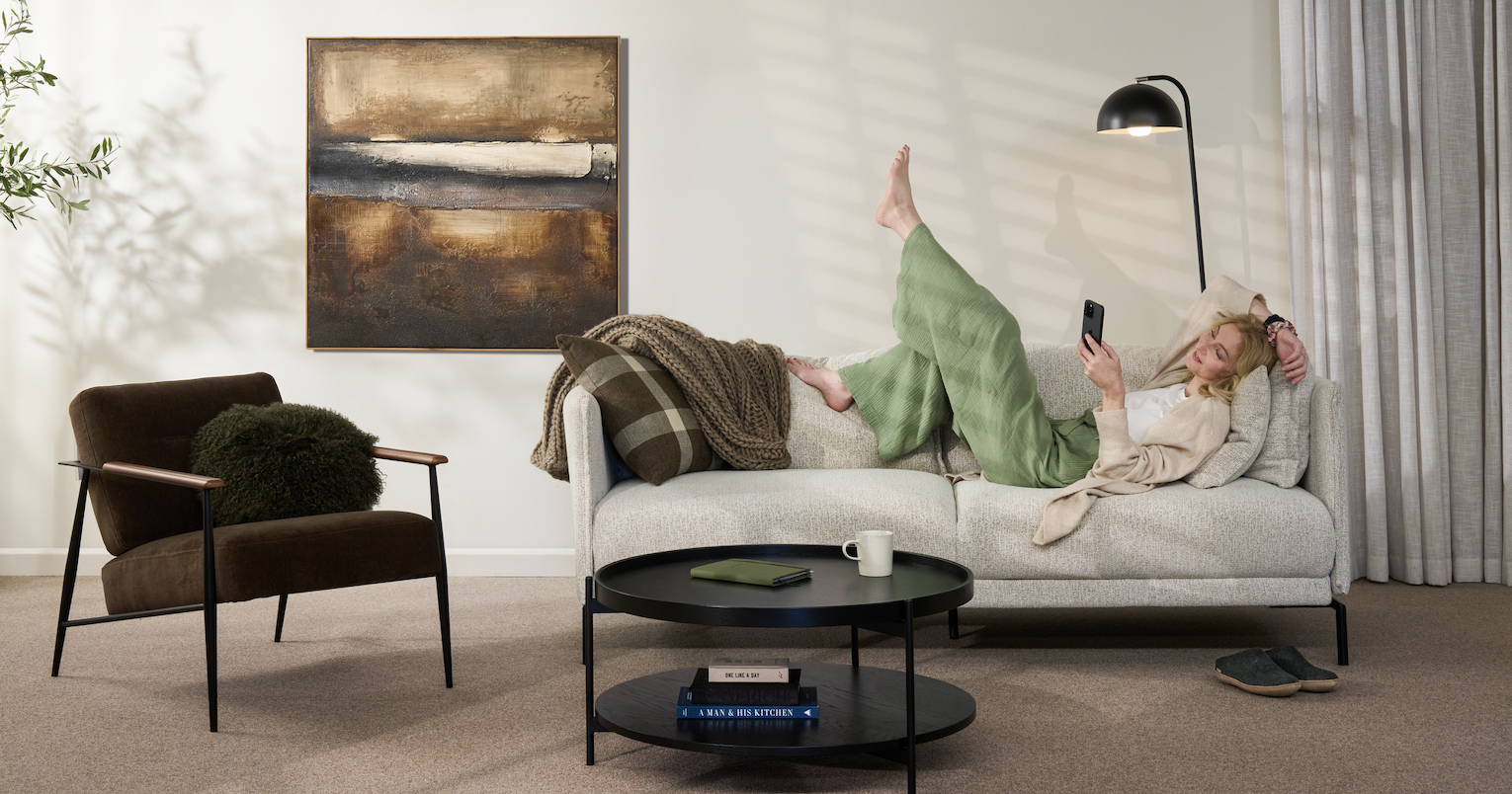 Read more about the article Why Flooring Samples Look Different at Home Than In Store